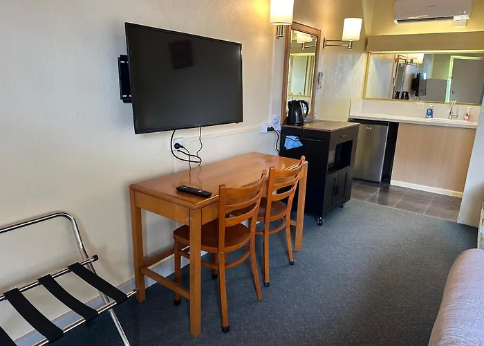 Temora Motel