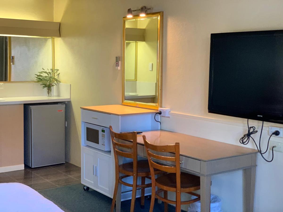 Temora Motel